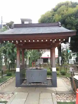 嶺白山神社の手水舎