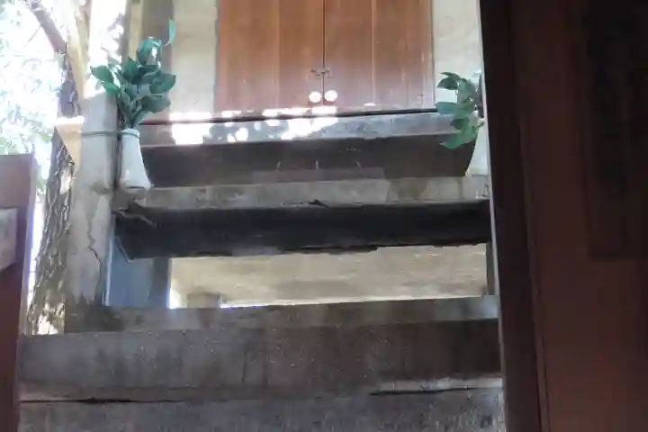 稲荷神社の本殿・本堂