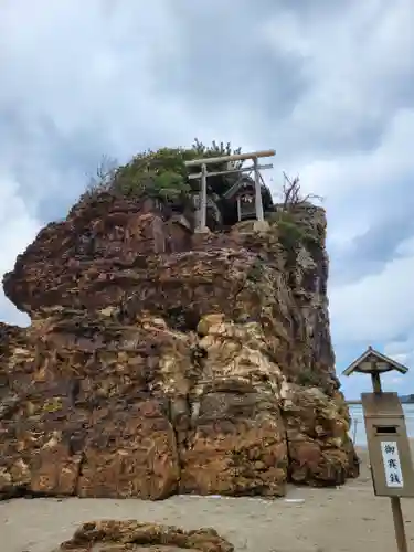 稲佐の浜　弁天島(島根県)