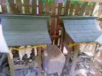 白龍社・白山社の本殿・本堂