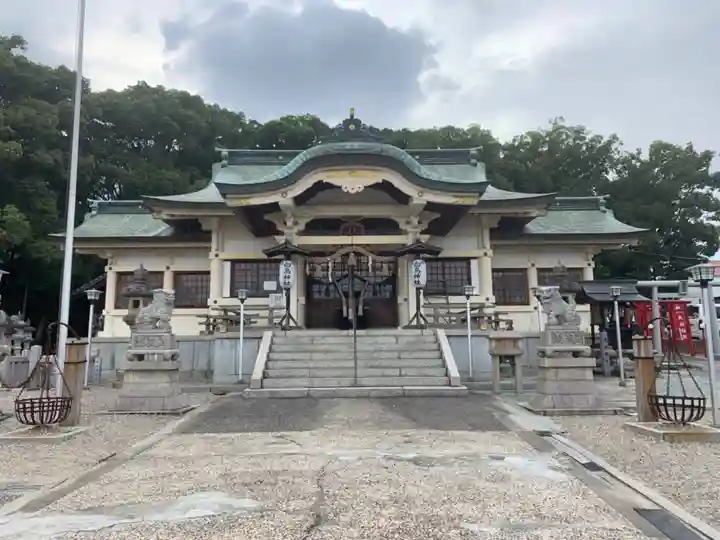 白鳥神社の本殿・本堂