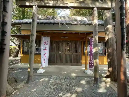 小川神社の{uncategorized: "未分類", other: "その他", undefined: "問題あり", building: "その他建物", grave: "お墓", sacred_gate: "鳥居", guardian: "狛犬", statue: "像", buddha: "仏像", history: "歴史", nature: "自然", garden: "庭園", animal: "動物", pagoda: "塔", temizu: "手水舎", mountain_gate: "山門・神門", sanctuary: "本殿・本堂", subordinate: "末社・摂社", art: "芸術", scenery: "景色", jizo: "地蔵", ema: "絵馬", goshuin: "御朱印", omikuji: "おみくじ", items: "授与品その他", amulet: "お守り", goshuincho: "御朱印帳", eats: "食事", festival: "お祭り", votive_dance: "神楽", shichigosan: "七五三参", wedding: "結婚式", experience: "体験その他", initially: "初詣", around: "周辺", anti_infection: "感染症対策"}