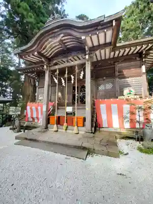 鷲子山上神社の本殿・本堂