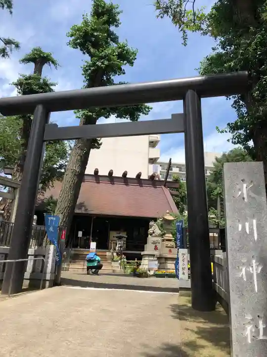 高円寺氷川神社の鳥居