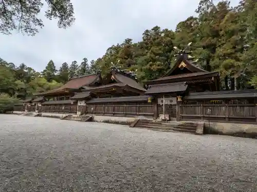 熊野本宮大社の{uncategorized: "未分類", other: "その他", undefined: "問題あり", building: "その他建物", grave: "お墓", sacred_gate: "鳥居", guardian: "狛犬", statue: "像", buddha: "仏像", history: "歴史", nature: "自然", garden: "庭園", animal: "動物", pagoda: "塔", temizu: "手水舎", mountain_gate: "山門・神門", sanctuary: "本殿・本堂", subordinate: "末社・摂社", art: "芸術", scenery: "景色", jizo: "地蔵", ema: "絵馬", goshuin: "御朱印", omikuji: "おみくじ", items: "授与品その他", amulet: "お守り", goshuincho: "御朱印帳", eats: "食事", festival: "お祭り", votive_dance: "神楽", shichigosan: "七五三参", wedding: "結婚式", experience: "体験その他", initially: "初詣", around: "周辺", anti_infection: "感染症対策"}