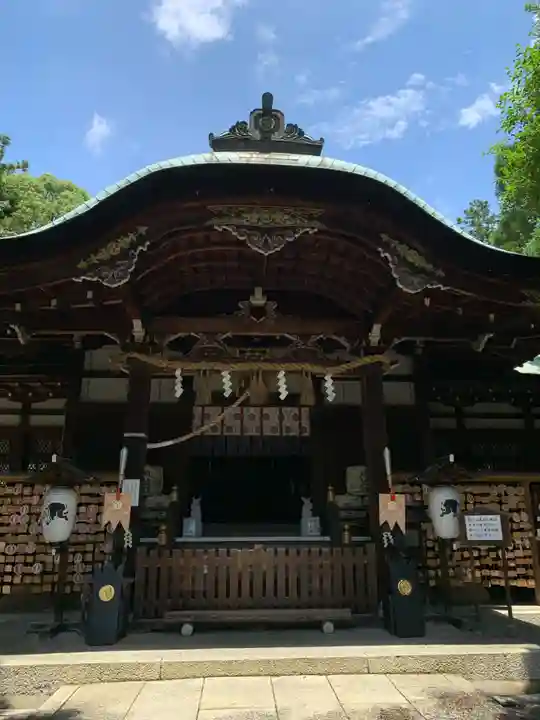 岡崎神社の本殿・本堂
