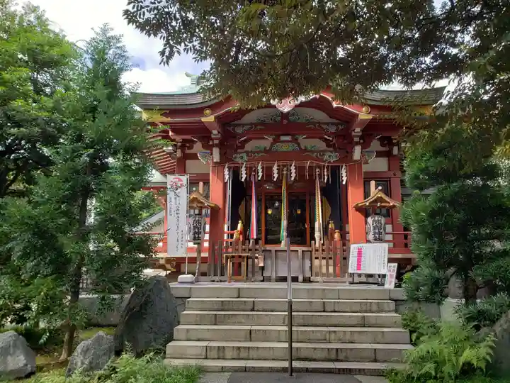 青山熊野神社の本殿・本堂