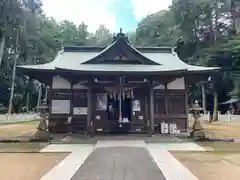 白山神社の本殿