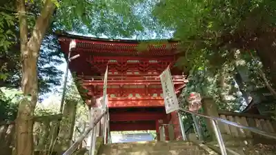 木幡神社の山門・神門