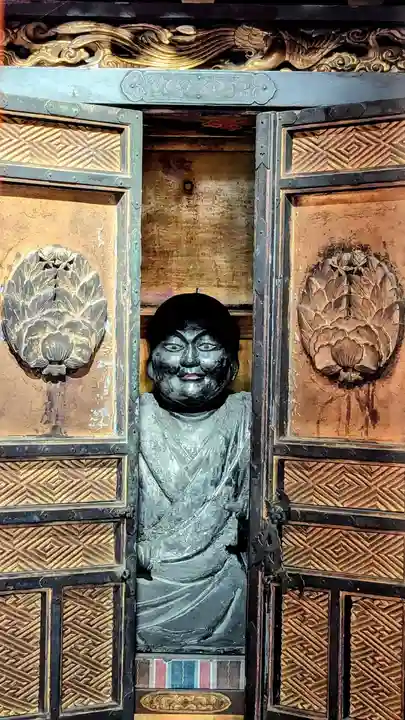 増上寺塔頭 三縁山 宝珠院の像