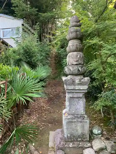 東漸寺の塔