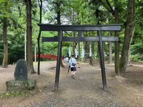 諏訪大社下社春宮(長野県)
