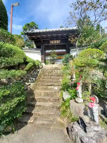 徳雲寺の山門・神門