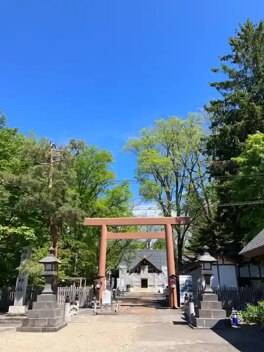 旭川神社の鳥居