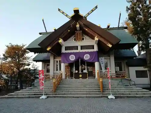 烈々布神社の本殿・本堂
