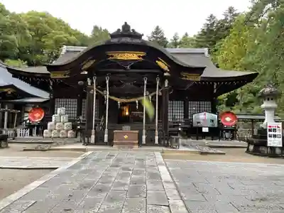 武田神社の本殿・本堂