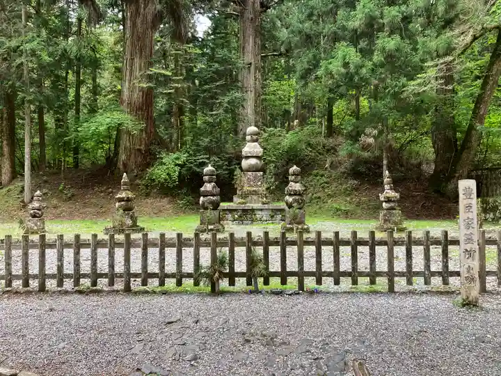 高野山金剛峯寺奥の院(和歌山県)