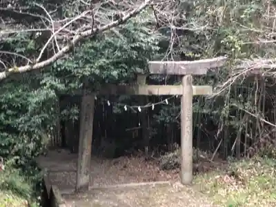 飯神社の鳥居