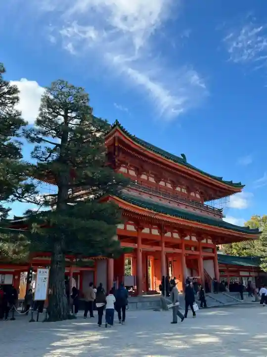 平安神宮の山門・神門