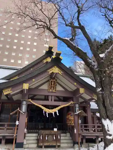 三吉神社の本殿