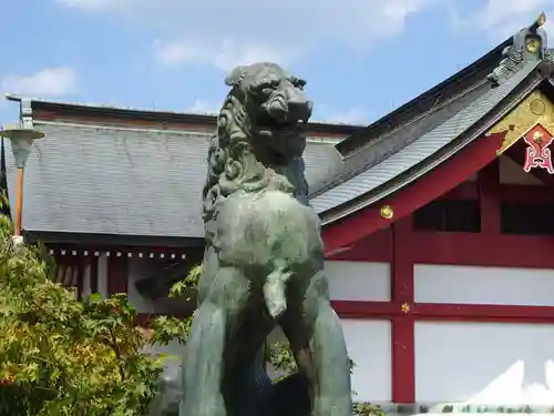 武蔵御嶽神社の狛犬