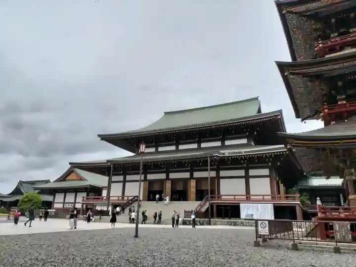 成田山新勝寺の{uncategorized: "未分類", other: "その他", undefined: "問題あり", building: "その他建物", grave: "お墓", sacred_gate: "鳥居", guardian: "狛犬", statue: "像", buddha: "仏像", history: "歴史", nature: "自然", garden: "庭園", animal: "動物", pagoda: "塔", temizu: "手水舎", mountain_gate: "山門・神門", sanctuary: "本殿・本堂", subordinate: "末社・摂社", art: "芸術", scenery: "景色", jizo: "地蔵", ema: "絵馬", goshuin: "御朱印", omikuji: "おみくじ", items: "授与品その他", amulet: "お守り", goshuincho: "御朱印帳", eats: "食事", festival: "お祭り", votive_dance: "神楽", shichigosan: "七五三参", wedding: "結婚式", experience: "体験その他", initially: "初詣", around: "周辺", anti_infection: "感染症対策"}