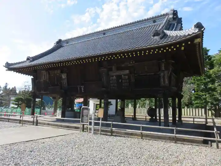 成田山新勝寺の山門・神門