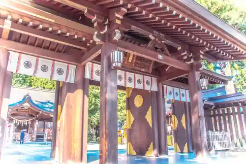 諏訪神社の山門・神門
