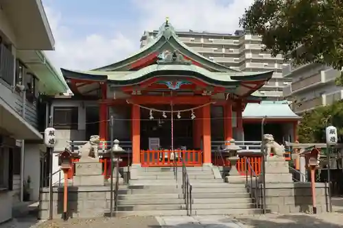 鶴見神社の本殿