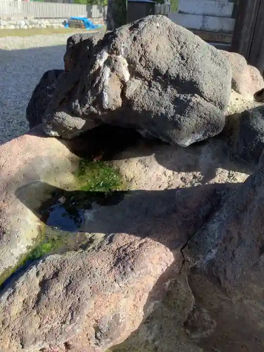 津島社の手水舎