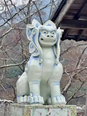 陶山神社の{uncategorized: "未分類", other: "その他", undefined: "問題あり", building: "その他建物", grave: "お墓", sacred_gate: "鳥居", guardian: "狛犬", statue: "像", buddha: "仏像", history: "歴史", nature: "自然", garden: "庭園", animal: "動物", pagoda: "塔", temizu: "手水舎", mountain_gate: "山門・神門", sanctuary: "本殿・本堂", subordinate: "末社・摂社", art: "芸術", scenery: "景色", jizo: "地蔵", ema: "絵馬", goshuin: "御朱印", omikuji: "おみくじ", items: "授与品その他", amulet: "お守り", goshuincho: "御朱印帳", eats: "食事", festival: "お祭り", votive_dance: "神楽", shichigosan: "七五三参", wedding: "結婚式", experience: "体験その他", initially: "初詣", around: "周辺", anti_infection: "感染症対策"}
