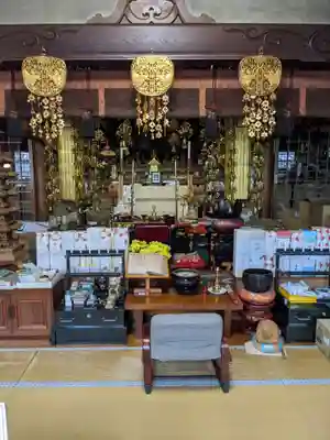 勝満山 崇彦寺の本殿・本堂