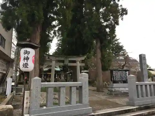 日吉神社の鳥居