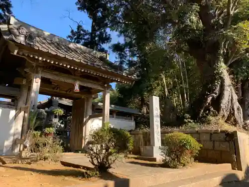等覚寺の山門・神門