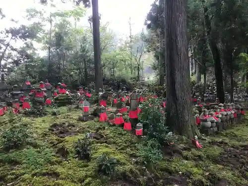 成相寺の地蔵