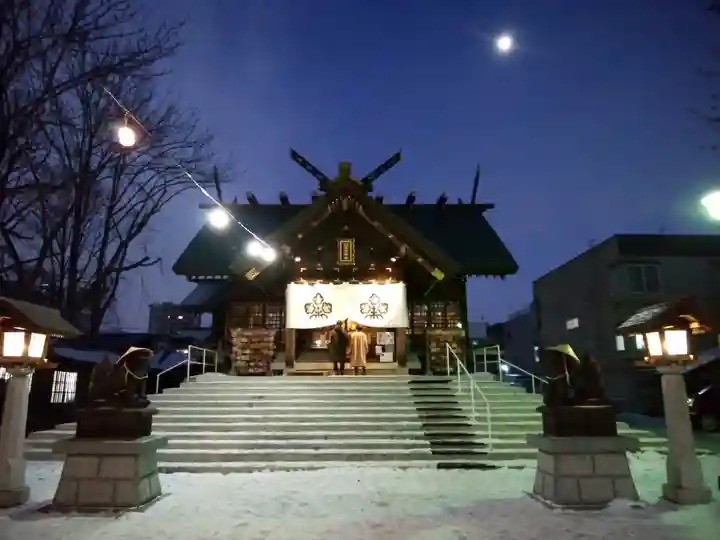 札幌諏訪神社の本殿・本堂