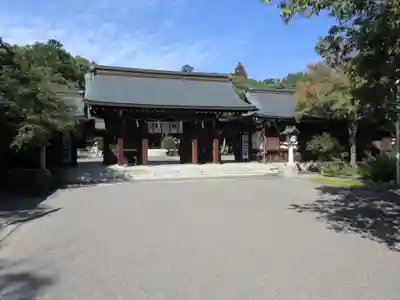竈山神社の山門・神門