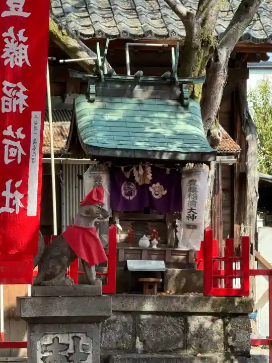 六所社(下飯田)の{uncategorized: "未分類", other: "その他", undefined: "問題あり", building: "その他建物", grave: "お墓", sacred_gate: "鳥居", guardian: "狛犬", statue: "像", buddha: "仏像", history: "歴史", nature: "自然", garden: "庭園", animal: "動物", pagoda: "塔", temizu: "手水舎", mountain_gate: "山門・神門", sanctuary: "本殿・本堂", subordinate: "末社・摂社", art: "芸術", scenery: "景色", jizo: "地蔵", ema: "絵馬", goshuin: "御朱印", omikuji: "おみくじ", items: "授与品その他", amulet: "お守り", goshuincho: "御朱印帳", eats: "食事", festival: "お祭り", votive_dance: "神楽", shichigosan: "七五三参", wedding: "結婚式", experience: "体験その他", initially: "初詣", around: "周辺", anti_infection: "感染症対策"}