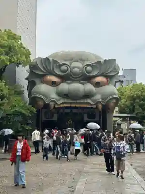 難波八阪神社の{uncategorized: "未分類", other: "その他", undefined: "問題あり", building: "その他建物", grave: "お墓", sacred_gate: "鳥居", guardian: "狛犬", statue: "像", buddha: "仏像", history: "歴史", nature: "自然", garden: "庭園", animal: "動物", pagoda: "塔", temizu: "手水舎", mountain_gate: "山門・神門", sanctuary: "本殿・本堂", subordinate: "末社・摂社", art: "芸術", scenery: "景色", jizo: "地蔵", ema: "絵馬", goshuin: "御朱印", omikuji: "おみくじ", items: "授与品その他", amulet: "お守り", goshuincho: "御朱印帳", eats: "食事", festival: "お祭り", votive_dance: "神楽", shichigosan: "七五三参", wedding: "結婚式", experience: "体験その他", initially: "初詣", around: "周辺", anti_infection: "感染症対策"}