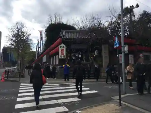 豊川稲荷東京別院の周辺