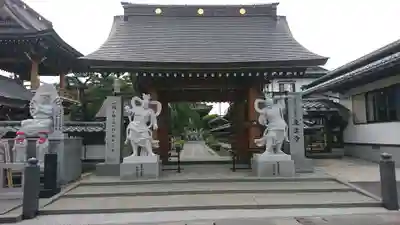 東雲寺の山門・神門