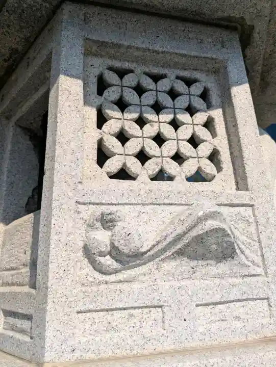 稲荷神社(鍛冶稲荷神社)の{uncategorized: "未分類", other: "その他", undefined: "問題あり", building: "その他建物", grave: "お墓", sacred_gate: "鳥居", guardian: "狛犬", statue: "像", buddha: "仏像", history: "歴史", nature: "自然", garden: "庭園", animal: "動物", pagoda: "塔", temizu: "手水舎", mountain_gate: "山門・神門", sanctuary: "本殿・本堂", subordinate: "末社・摂社", art: "芸術", scenery: "景色", jizo: "地蔵", ema: "絵馬", goshuin: "御朱印", omikuji: "おみくじ", items: "授与品その他", amulet: "お守り", goshuincho: "御朱印帳", eats: "食事", festival: "お祭り", votive_dance: "神楽", shichigosan: "七五三参", wedding: "結婚式", experience: "体験その他", initially: "初詣", around: "周辺", anti_infection: "感染症対策"}