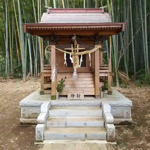 八幡神社の本殿・本堂