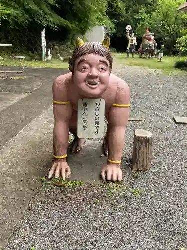 桃太郎神社（栗栖）の像