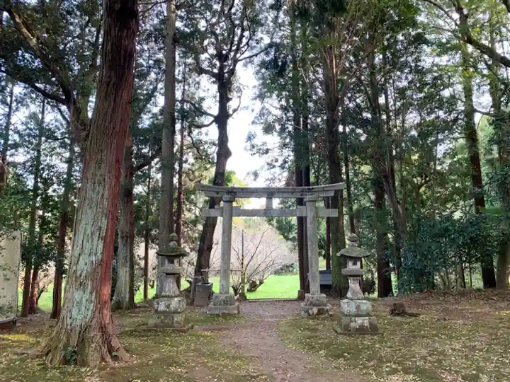 五柱神社のその他建物