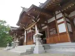 鶴崎神社の本殿