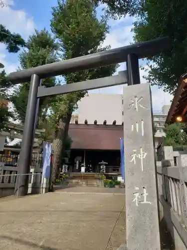 高円寺氷川神社の鳥居