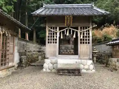 菟上神社の本殿・本堂
