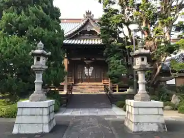 泉沢寺の本殿・本堂