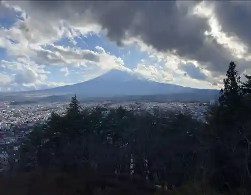 新倉富士浅間神社の景色